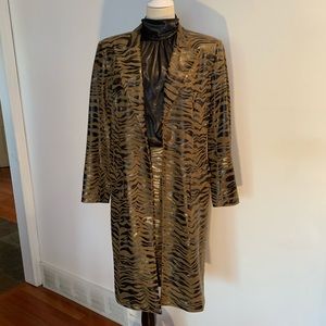 Funky & chic Vintage Animal Print long line Jacket & skirt